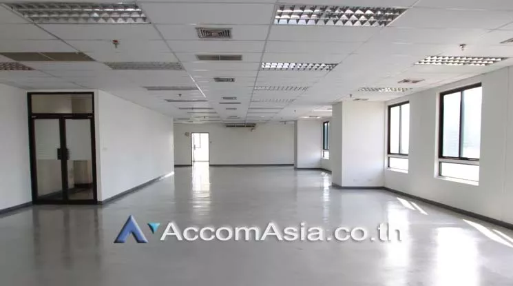 5  Office Space For Rent in Phaholyothin ,Bangkok MRT Phahon Yothin at Elephant Building AA18762